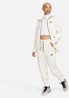 Sportswear Tech Fleece volnočasové tepláky