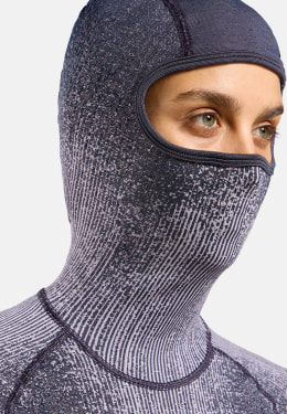 Blackcomb Skileibchen mit Gesichtsschutz