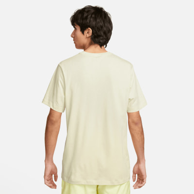 Nike Sportswear Club férfi póló