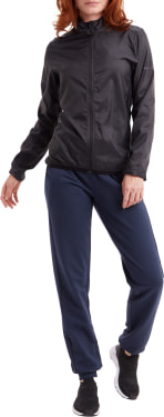 Jessi V Windjacke