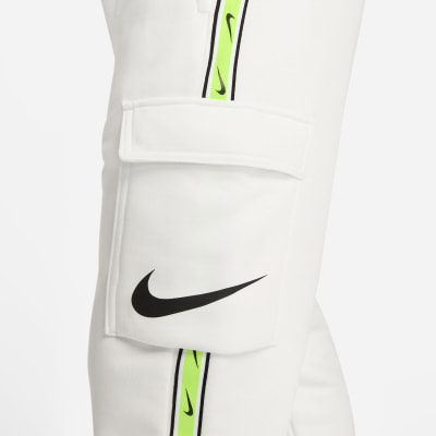 Nike Sportswear Repeat férfi nadrág
