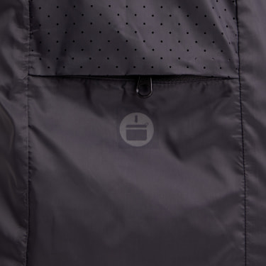 Jessi V Windjacke